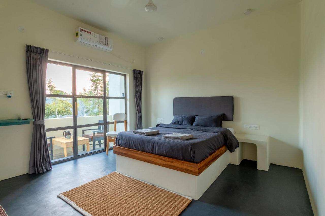 Tropicopia Hotel Mysore Bagian luar foto
